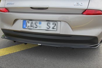 Hinten Splitter (MIT EINEM VERTIKALEN BALKEN) HYUNDAI I30 MK3 HATCHBACK