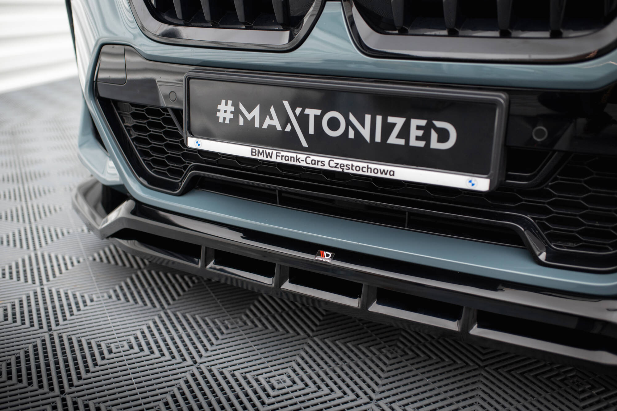 https://maxtondesign.com.de/ger_pl_Front-Diffusor-BMW-X1-M-Pack-U11-20064_3.jpg