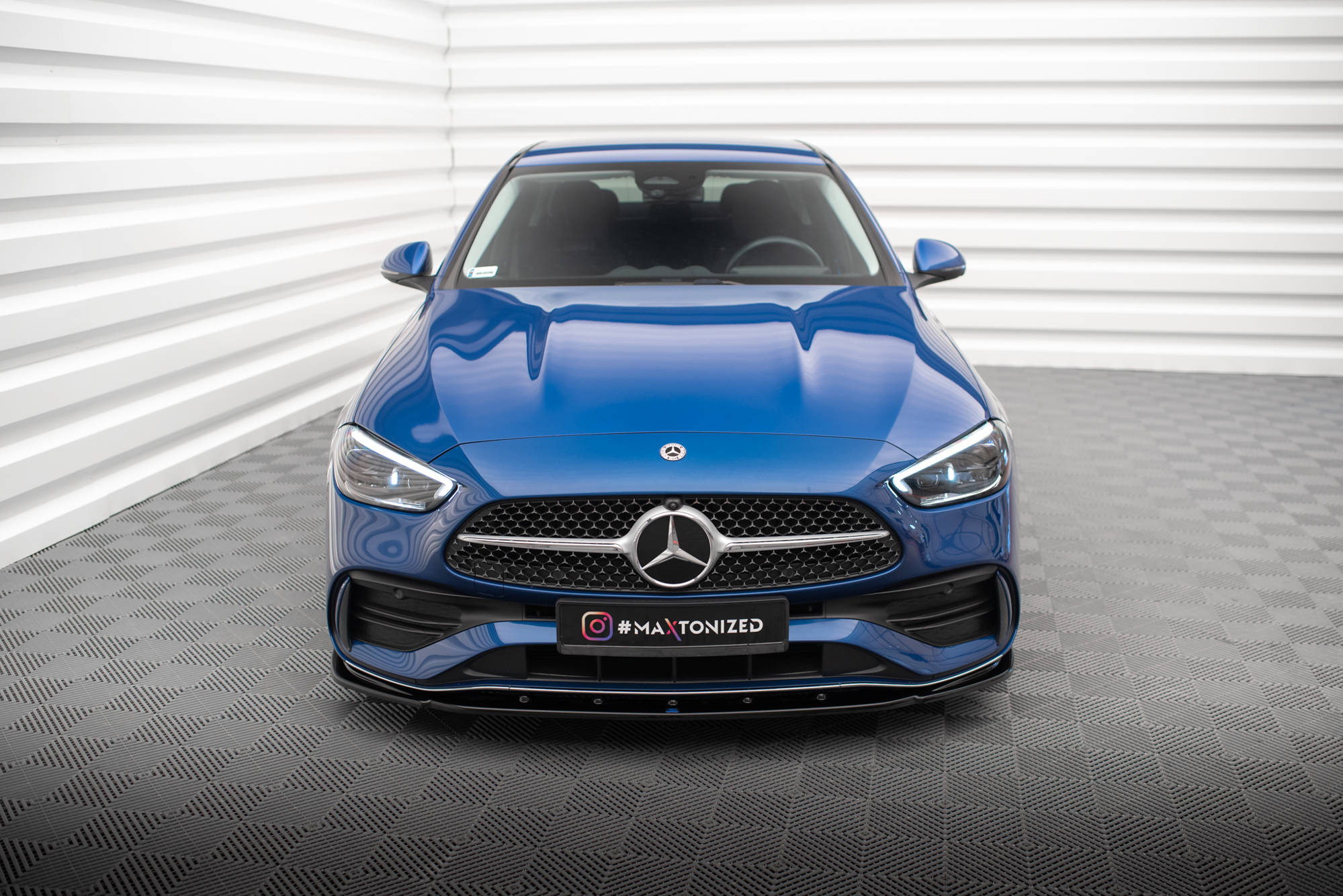 https://maxtondesign.com.de/ger_pl_Front-Diffusor-V-2-Mercedes-Benz-C-AMG-Line-43-AMG-W206-17715_2.jpg