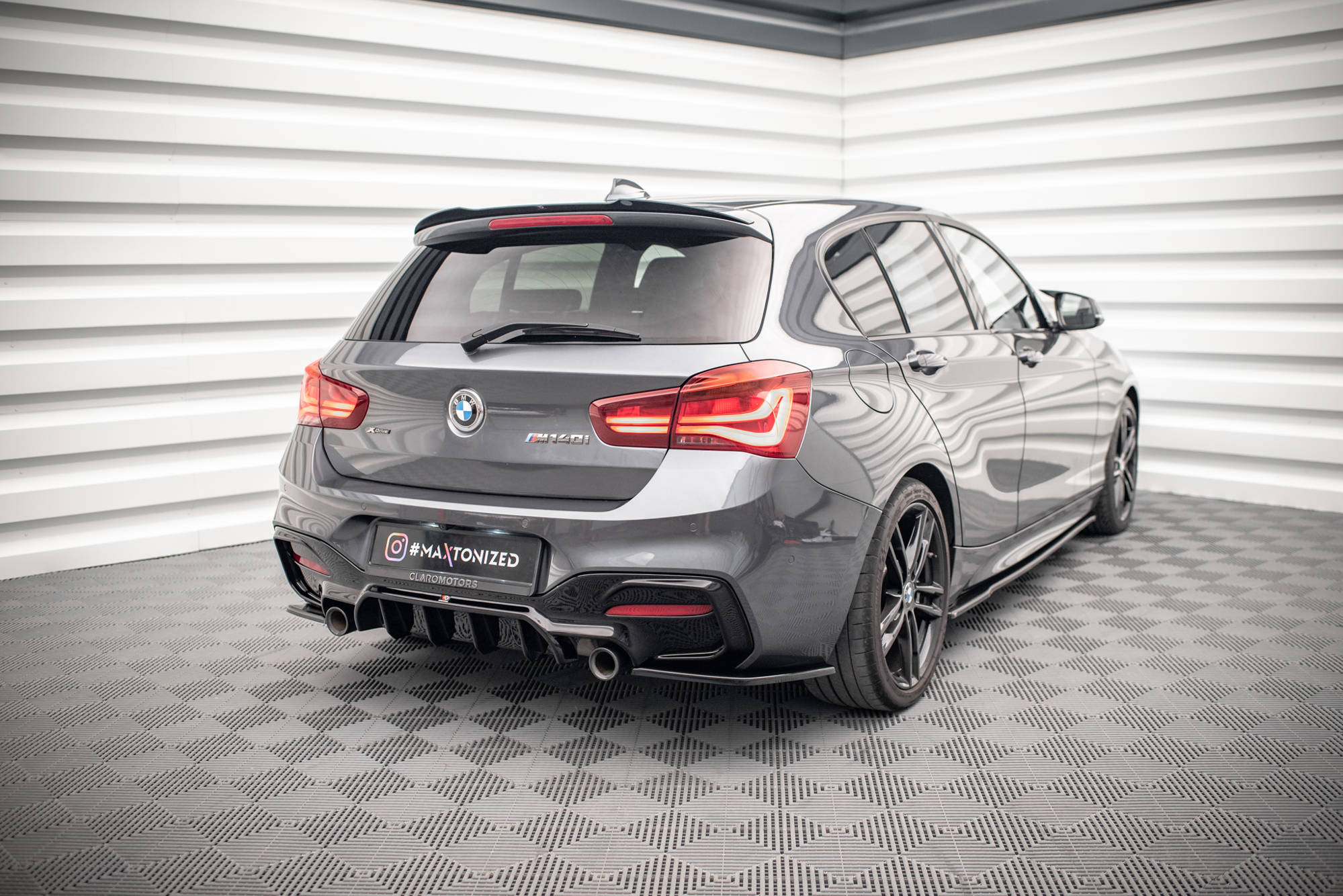 Heck Diffusor Seite BMW 1 F20 Facelift M-power, Shop \ BMW \ Seria 1 \ F20-  F21 Facelift [2015-2019] \ M140i