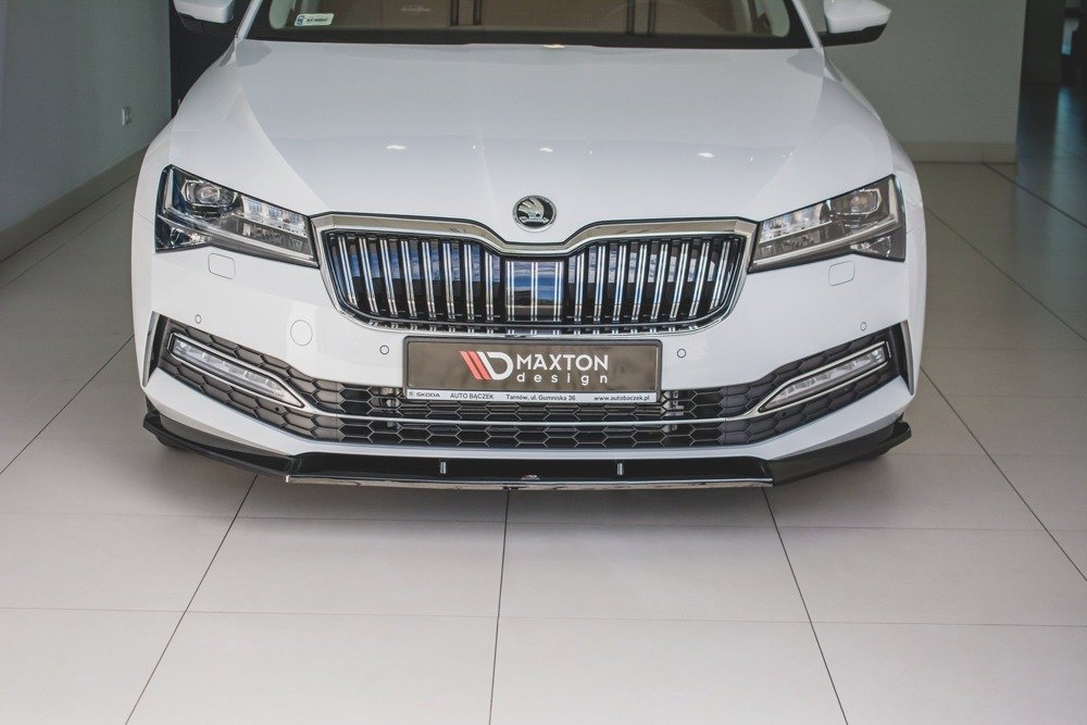 Front Diffusor V.2 Skoda Superb Liftback / Combi Mk3 Facelift