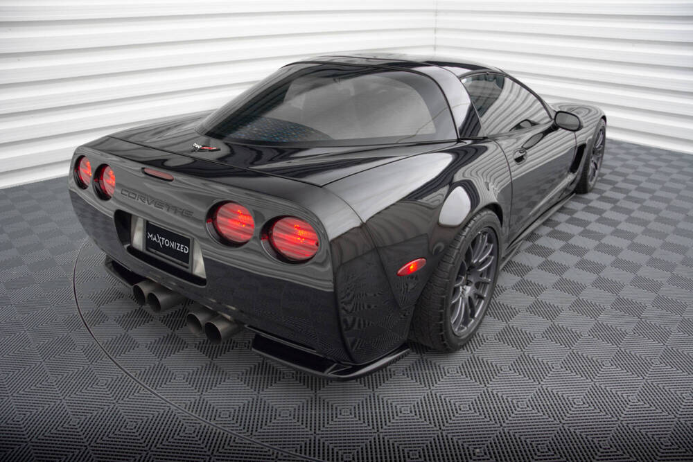 Heck Diffusor Seite Chevrolet Corvette C5