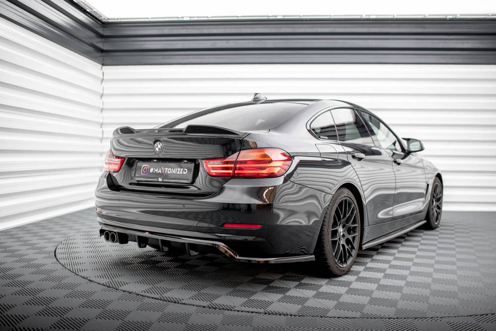 Hinten Splitter (mit einem vertikalem balken) BMW 4 Gran Coupe F36