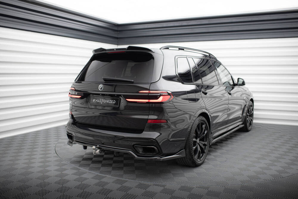 Hinten Splitter (mit einem vertikalem balken) BMW X7 M-Pack G07 Facelift