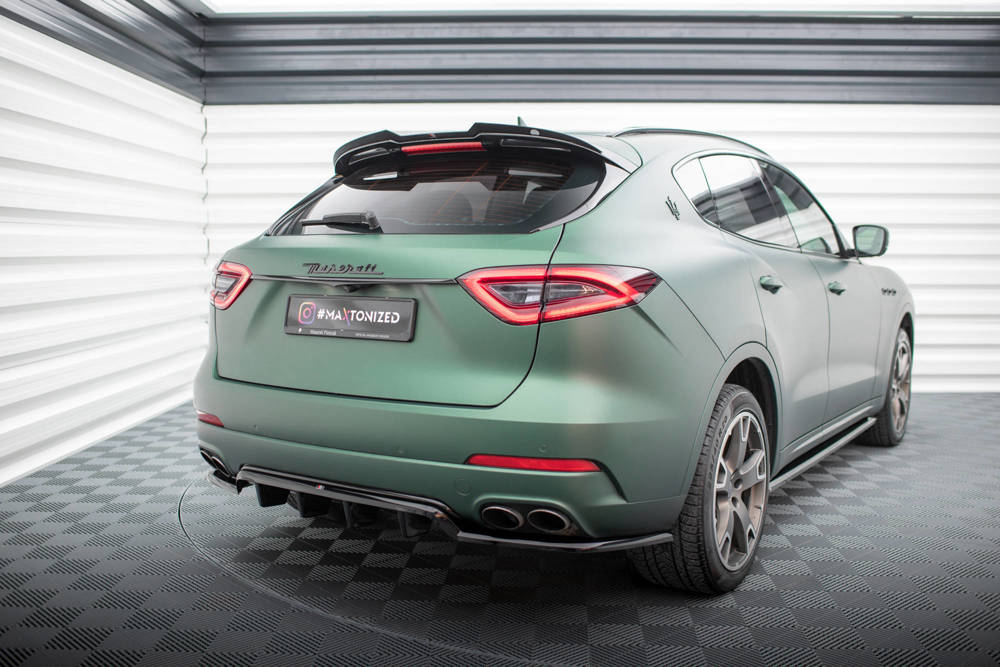 Hinten Splitter (mit einem vertikalem balken) Maserati Levante Mk1