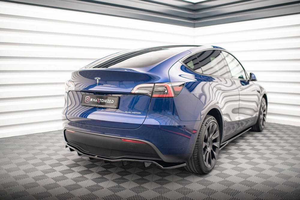 Hinten Splitter (mit einem vertikalem balken) Tesla Model Y