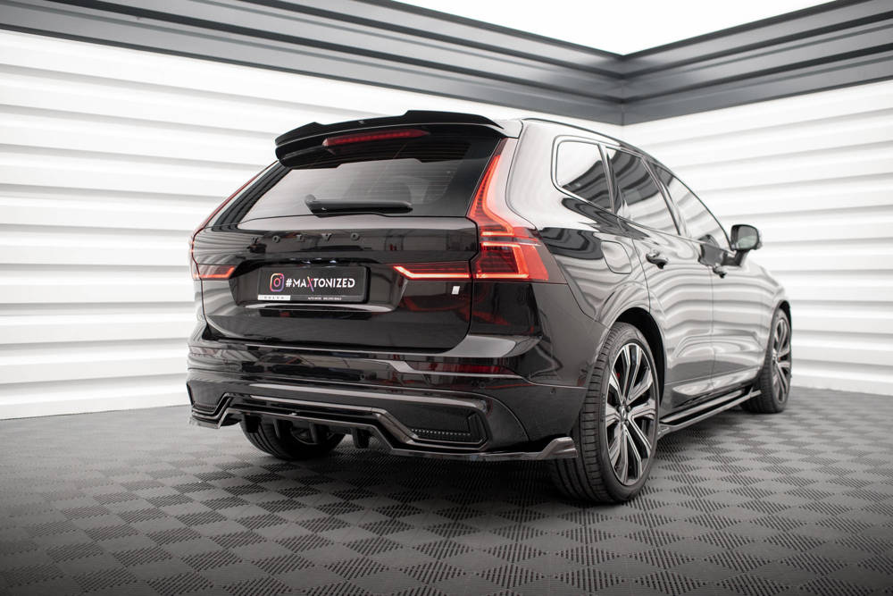 Hinten Splitter (mit einem vertikalem balken) Volvo XC60 R-Design Mk2 Facelift