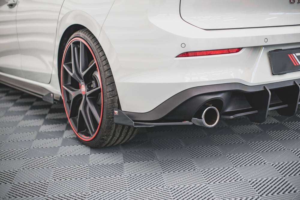 Rear Side Flaps Volkswagen Golf GTI / GTE / R-Line Mk8