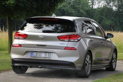 Hinten Splitter (MIT EINEM VERTIKALEN BALKEN) HYUNDAI I30 MK3 HATCHBACK