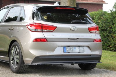 Hinten Splitter (MIT EINEM VERTIKALEN BALKEN) HYUNDAI I30 MK3 HATCHBACK