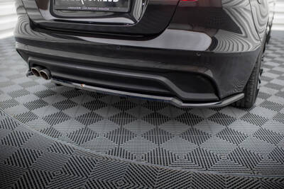 Hinten Splitter (mit einem vertikalem balken) Jaguar XE X760 Facelift