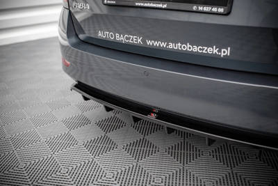 Hinten Splitter (mit einem vertikalem balken) Skoda Fabia Combi Mk3 Facelift