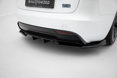 Hinten Splitter (mit einem vertikalem balken) V.1 Tesla Model 3 Performance Mk1 Facelift