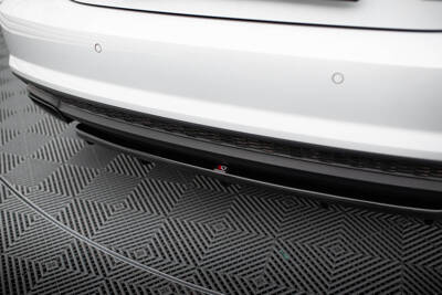 Hinten Splitter (mit senkrechten Balken) Audi A7 S-Line C7 Facelift