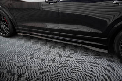 Prepreg Carbon Fiber Seitenschweller Audi RSQ8 Mk1