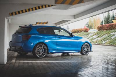 Street Pro Seitenschweller Diffusor + Flaps BMW 1 F21 M135i / M140i / M-Pack