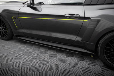 Street Pro Seitenschweller Diffusor + Flaps Ford Mustang GT Mk6 