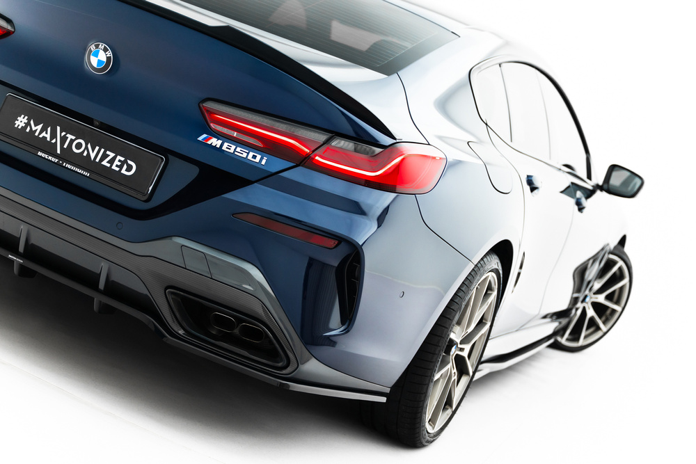 Hinten Splitter (mit einem vertikalem balken) BMW 8 Gran Coupe M-Pack G16
