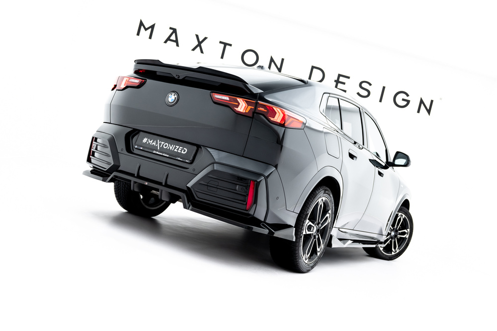 Hinten Splitter (mit einem vertikalem balken) BMW X2 M-Pack / iX2 U10