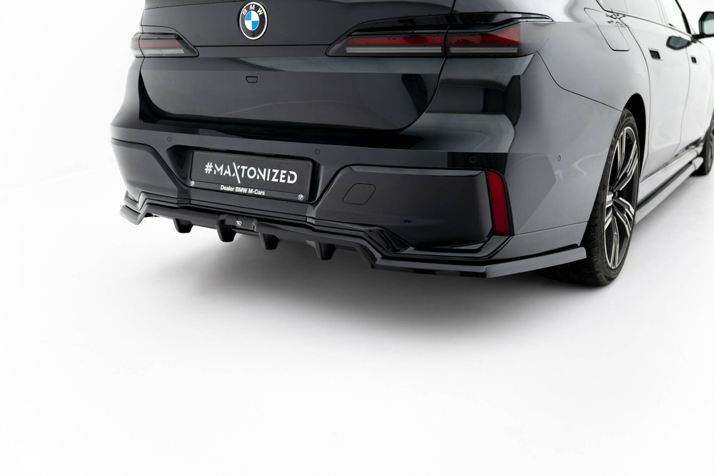 Hinten Splitter (mit einem vertikalem balken) BMW 7 M-Pack G70