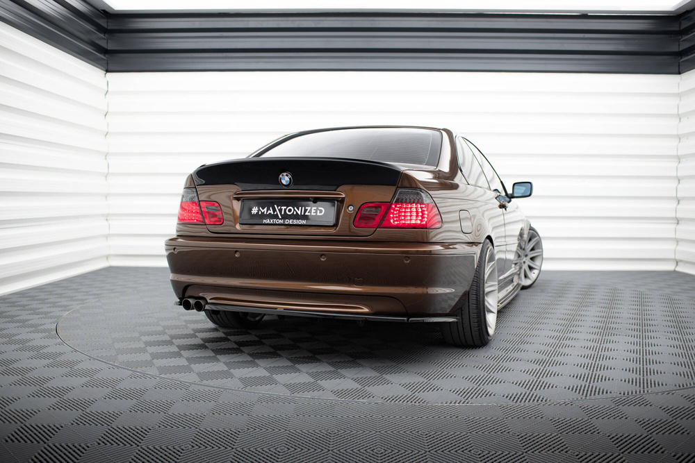 Hinten Splitter BMW 3 E46 MPACK COUPE (mit einem vertikalen Balken)