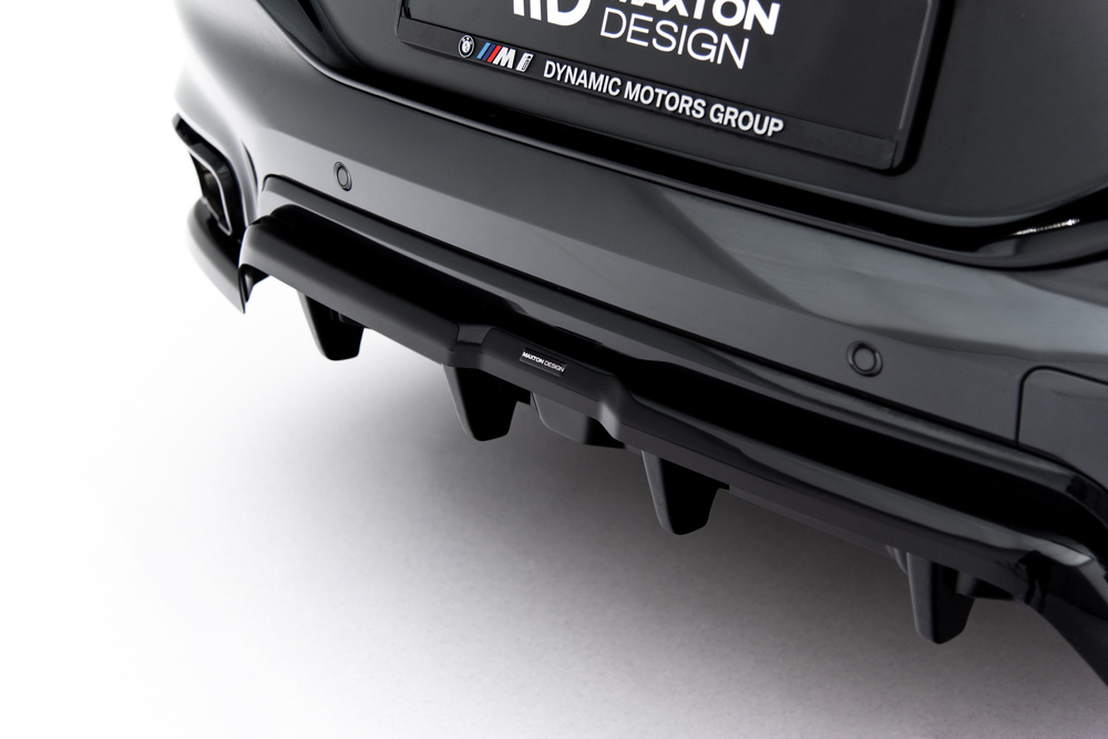 Hinten Splitter (mit einem vertikalem balken) V.2 BMW X6 M-Pack G06 Facelift