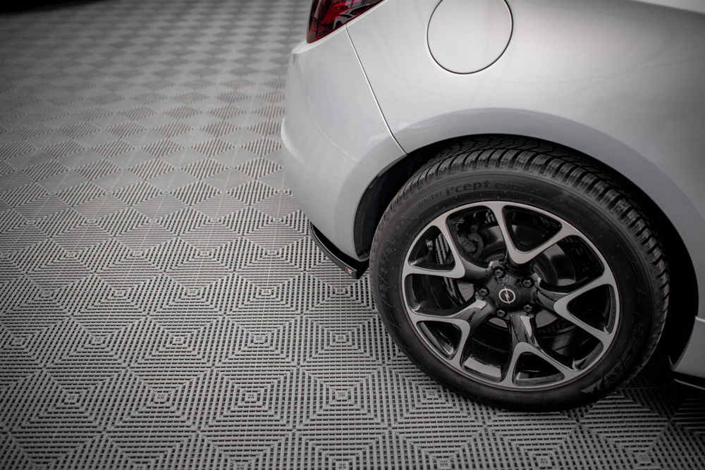 Heck Diffusor Seite V.1 Opel Astra GTC OPC-Line J