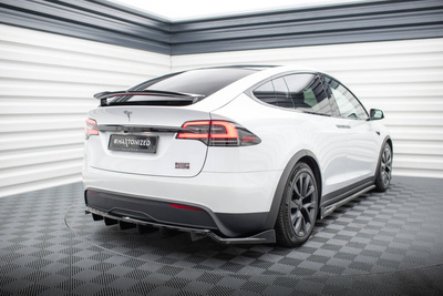 Hinten Splitter (mit einem vertikalem balken) Tesla Model X Mk1 Facelift