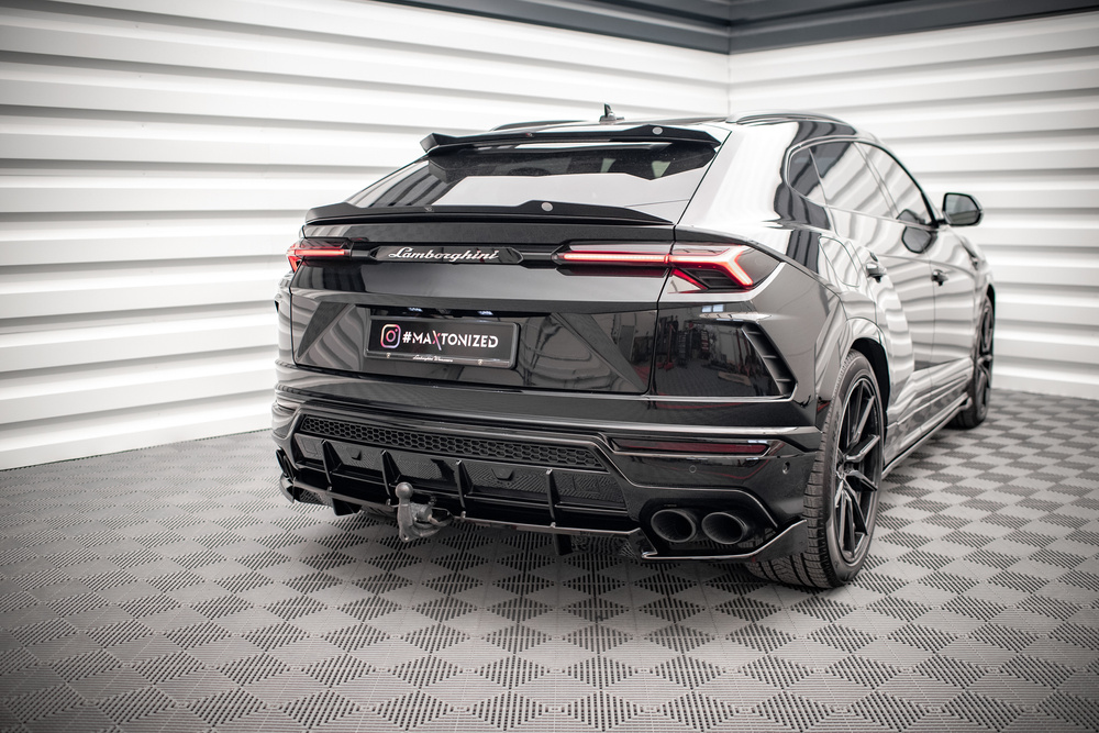 Hinten Splitter (mit einem vertikalem balken) Lamborghini Urus Mk1