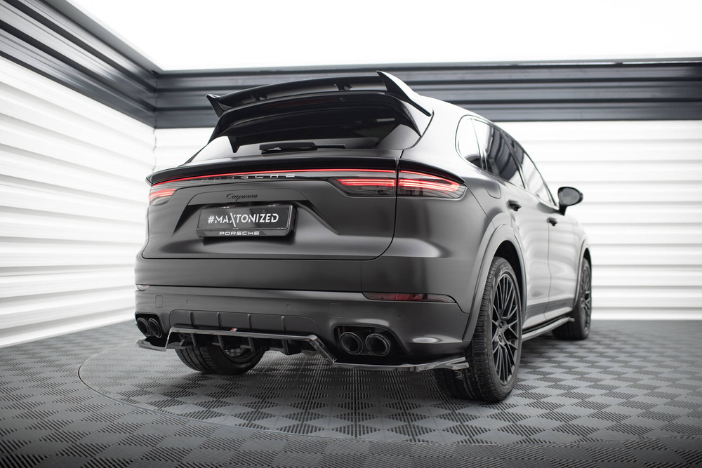 Hinten Splitter (mit einem vertikalem balken) Porsche Cayenne Sport Design SUV / Coupe Mk3