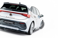 Hinten Splitter (mit einem vertikalem balken) Cupra Born Mk1