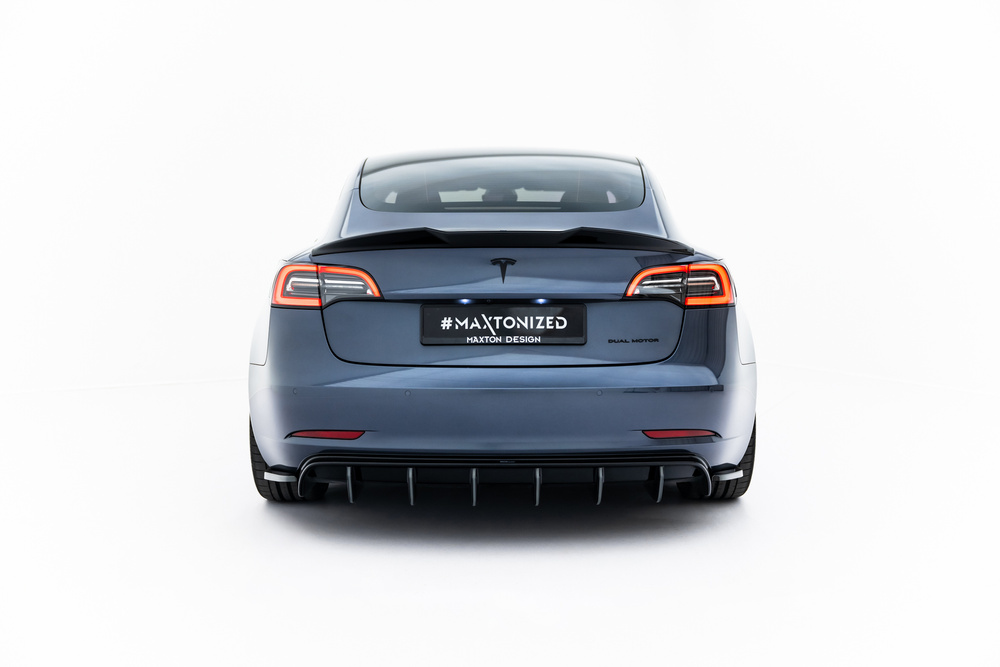 Heck Diffusor Seite V.2 Tesla Model 3