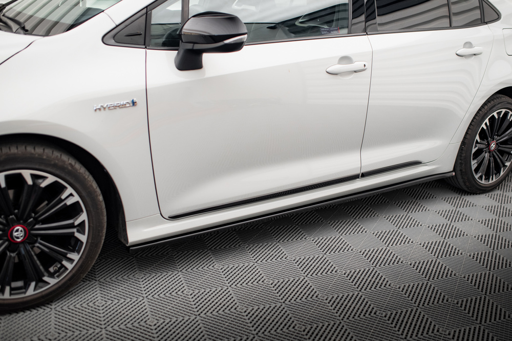 Seitenschweller Diffusor Toyota Corolla XII Sedan