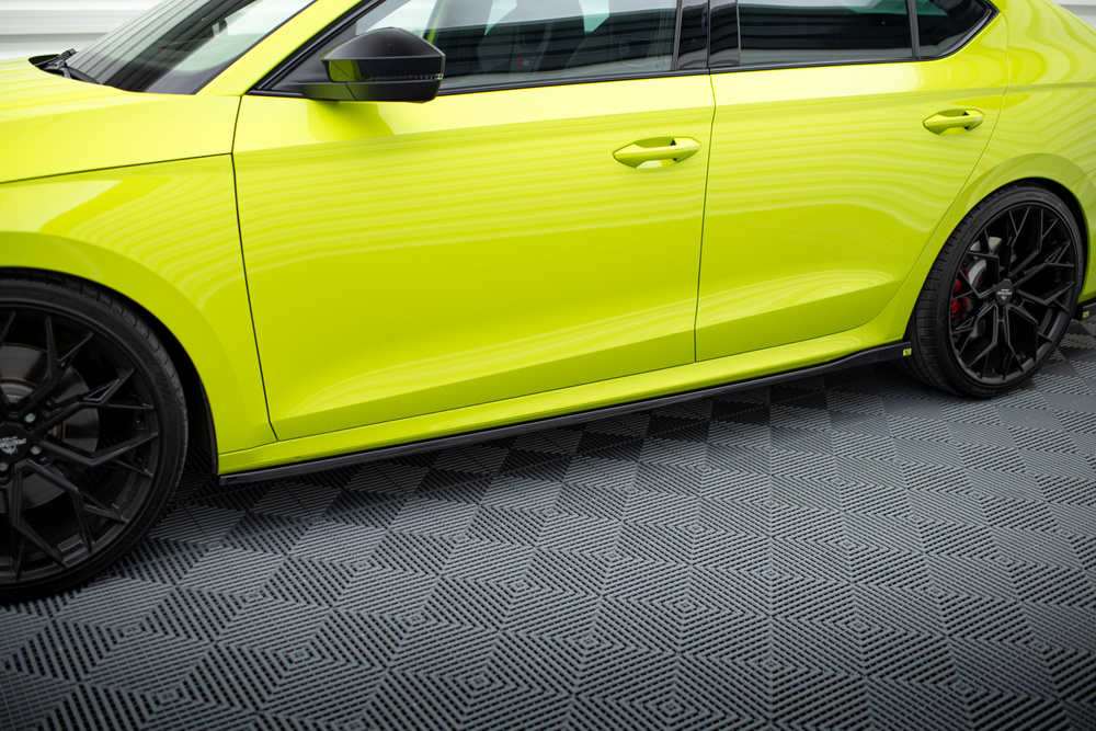 Seitenschweller Diffusor V.2 Skoda Octavia RS Mk4
