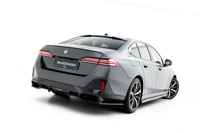 Hinten Splitter (mit einem vertikalem balken) V.2 BMW 5 / i5 M-Pack Sedan / Touring G60 / G61