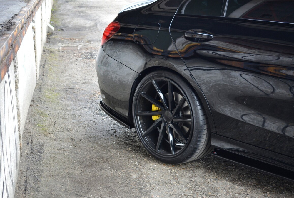 Heck Diffusor Seite Mercedes-AMG C 43 Sedan W205 Facelift