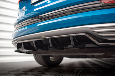 Hinten Splitter (mit einem vertikalem balken) Audi e-tron
