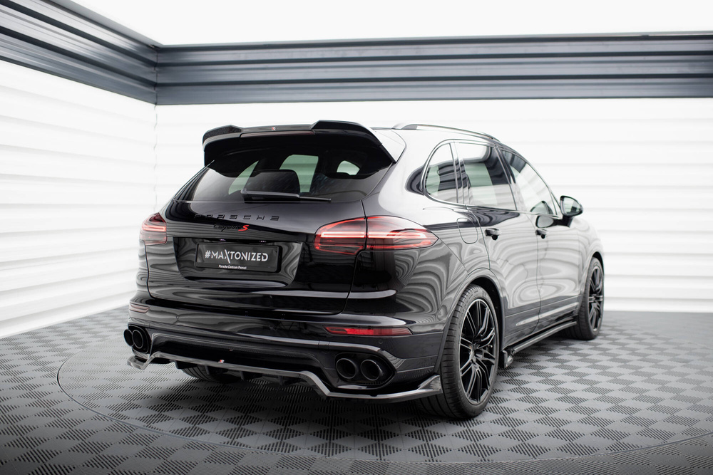 Hinten Splitter (mit einem vertikalem balken) Porsche Cayenne Mk2 Facelift