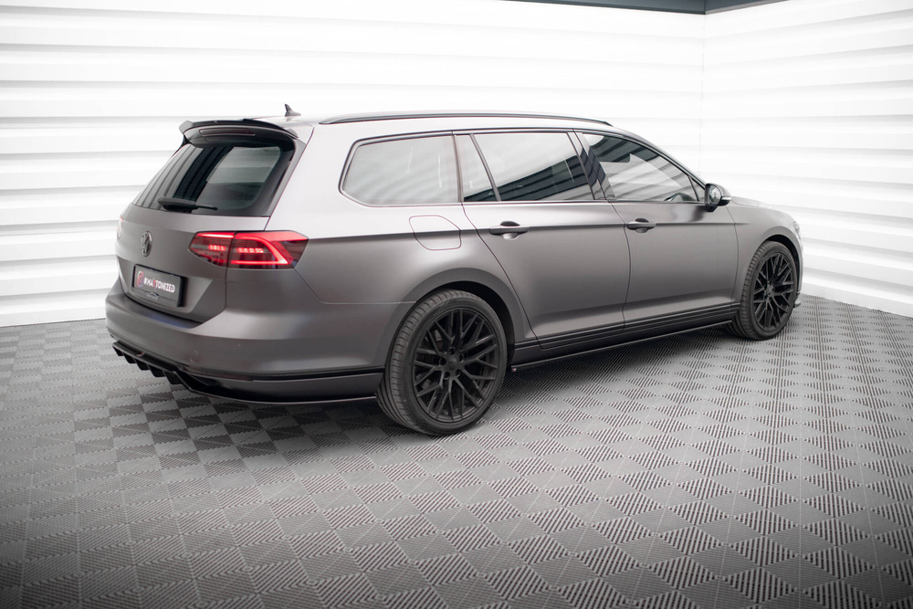 Hinten Splitter (mit einem vertikalem balken) Volkswagen Passat Sedan / Variant B8