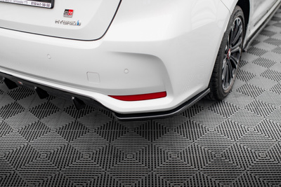 Heck Diffusor Seite Toyota Corolla XII Sedan