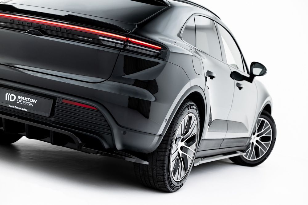 Hinten Splitter (mit einem vertikalem balken) Porsche Macan EV Mk1