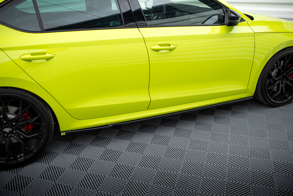 Seitenschweller Diffusor V.1 Skoda Octavia RS Liftback / Combi Mk4