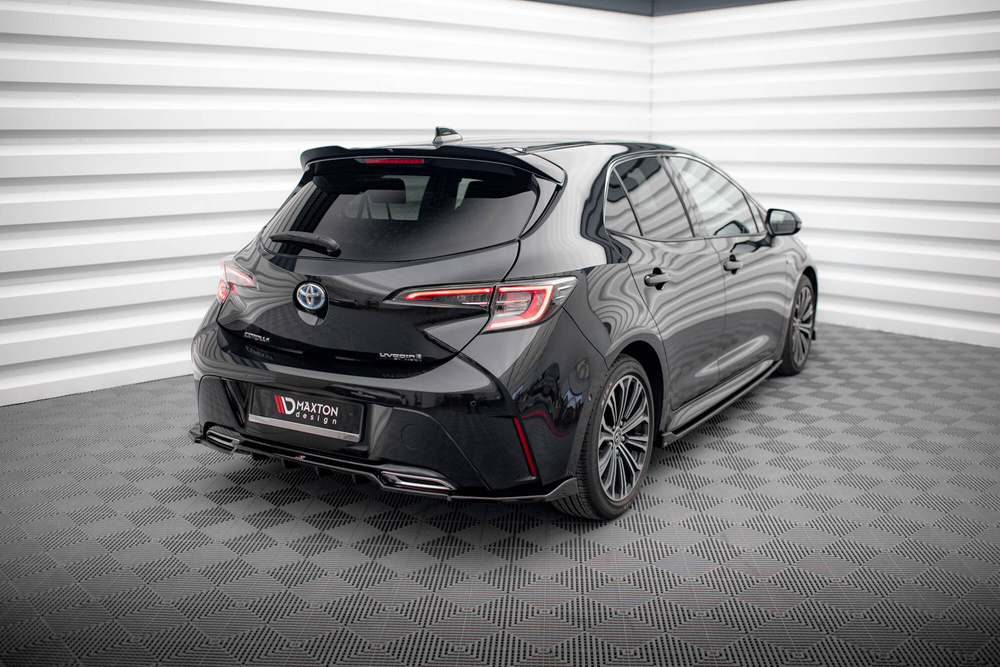 Hinten Splitter (mit einem vertikalem balken) Toyota Corolla Hatchback Mk12