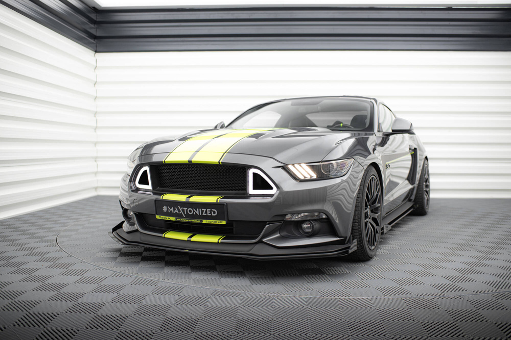 Street Pro Splitter + Flaps + Flaps Ford Mustang GT Mk6 